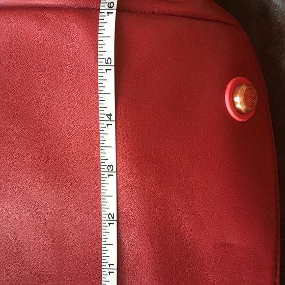 NWOT Lululemon Urban Sanctuary Bag in Red - no shoe bag - Picture 11 of 15
